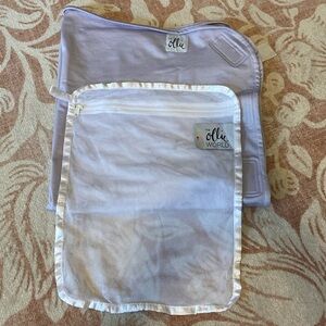 Ollie swaddle from nonsmoking home EUC (used once!!)